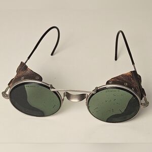 Vintage CESCO 2 Safety Goggles Side Shield Mountaineering Military Sunglasses